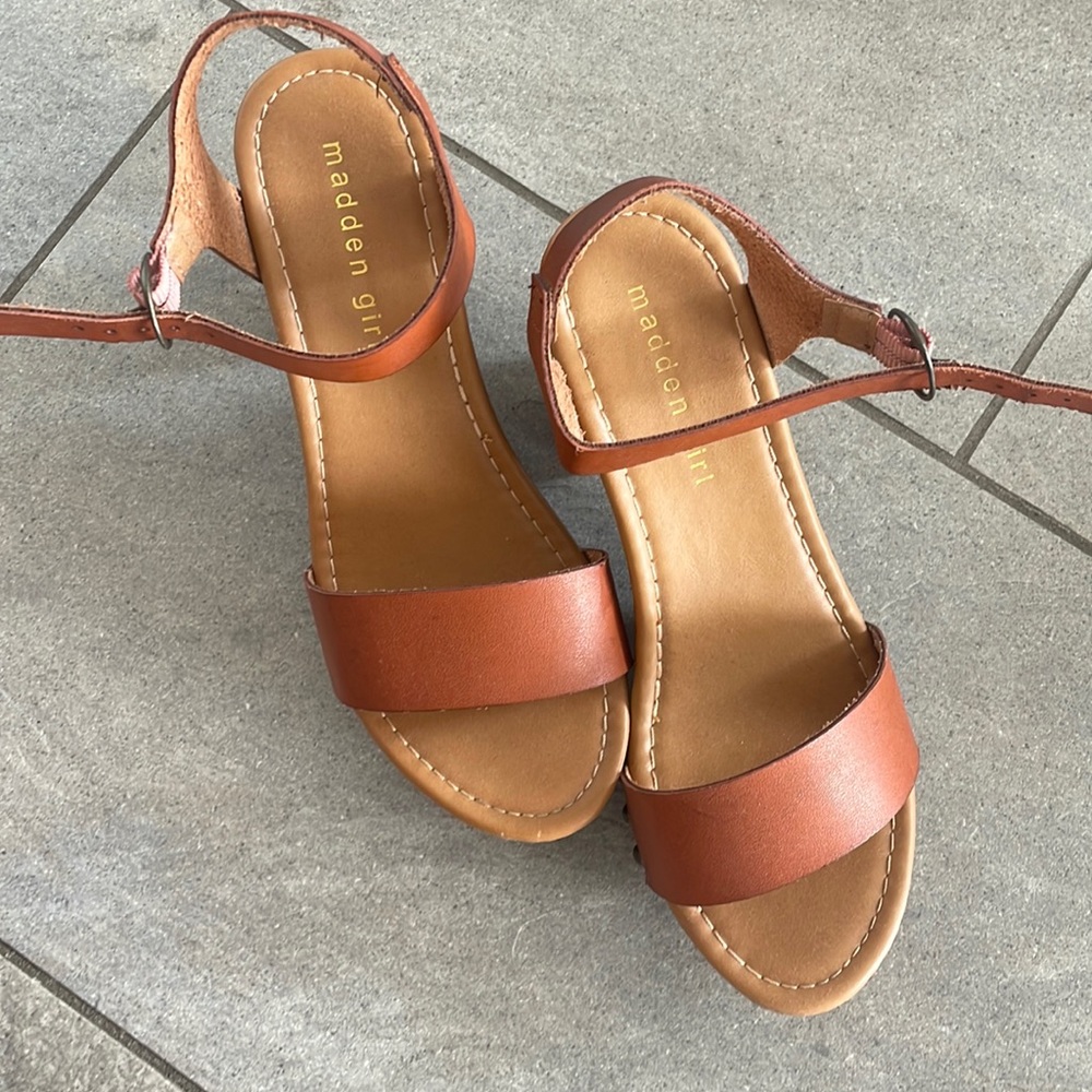 Madden Girl brown heels